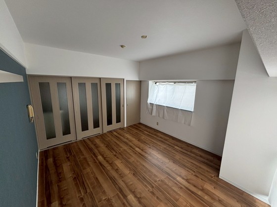 クロスデータビル73