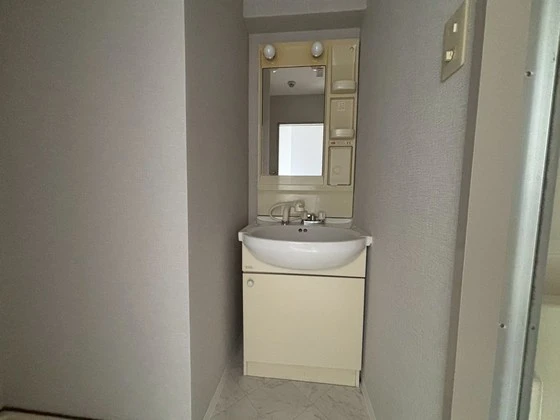 クロスデータビル73