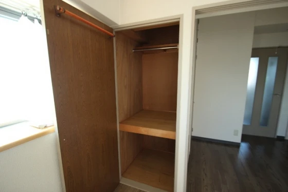 クロスデータビル73