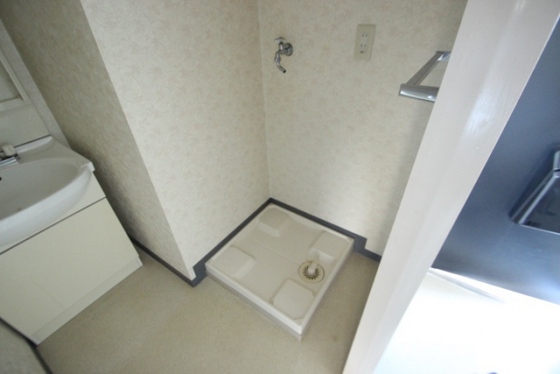 クロスデータビル73