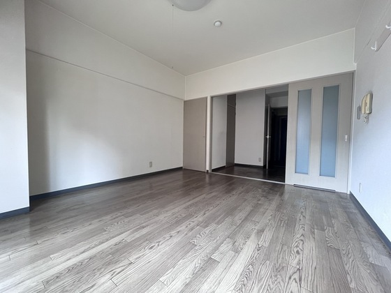 クロスデータビル 73