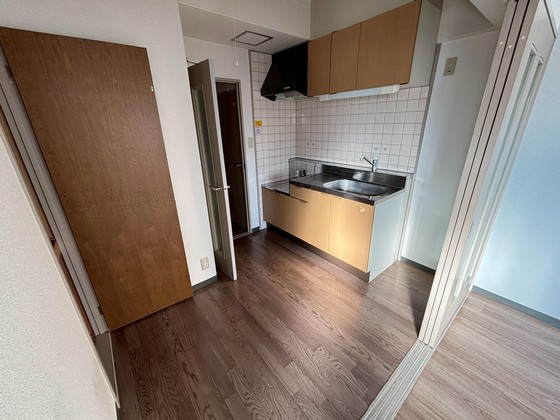 クロスデータビル 73