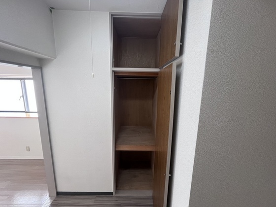 クロスデータビル 73