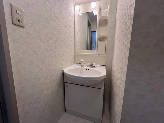 クロスデータビル 73