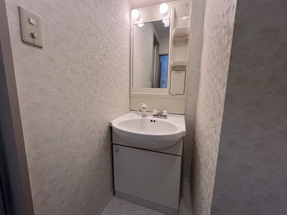 クロスデータビル 73