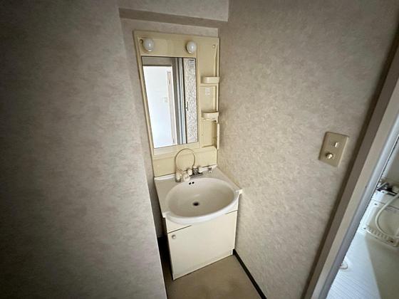 クロスデータビル 73