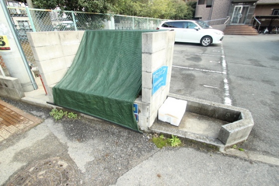 クロスデータビル73