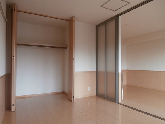 アルファーム A棟