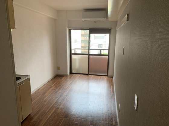 ステイタス小網