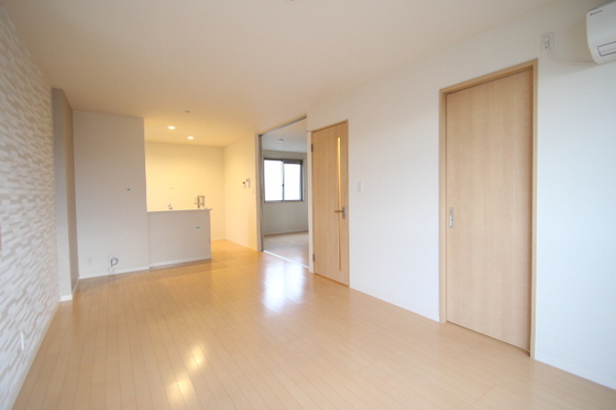 シャーメゾン・フローラ