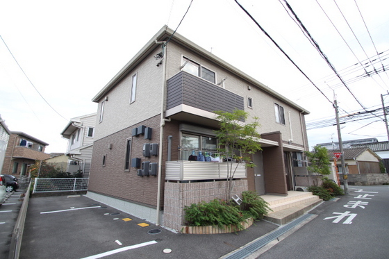 シャーメゾン・フローラ