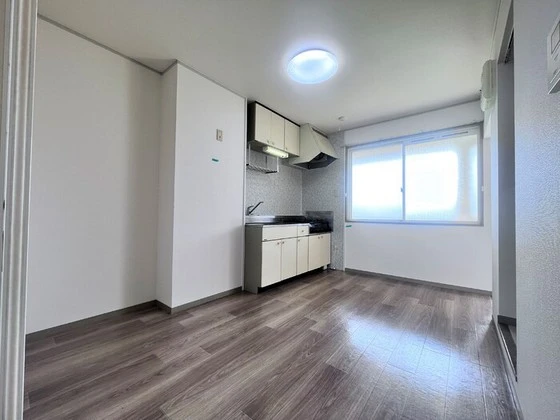 プレジール学南 A棟