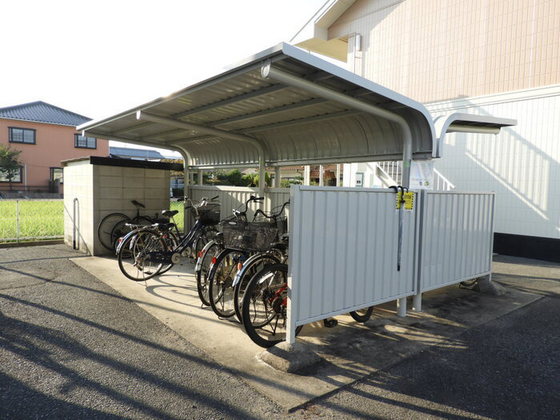 プレジール学南 A棟