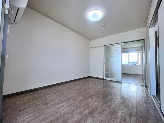 プレジール学南 A棟