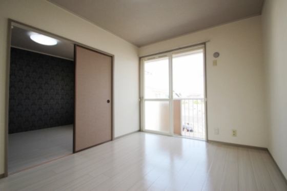 プレジール学南 A棟