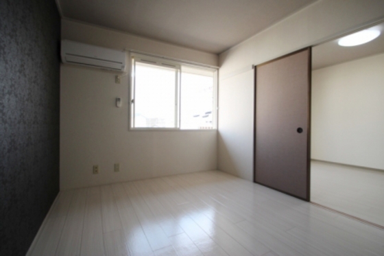 プレジール学南 A棟