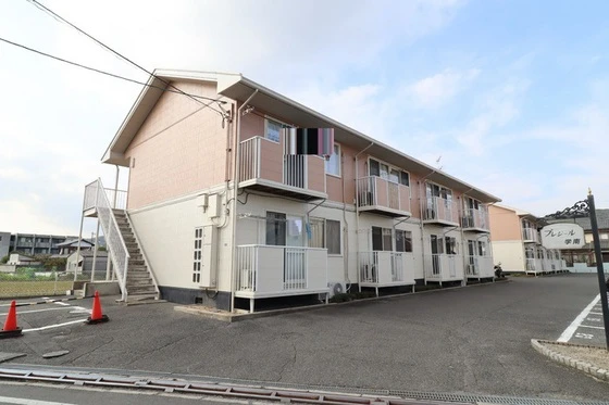 プレジール学南 A棟