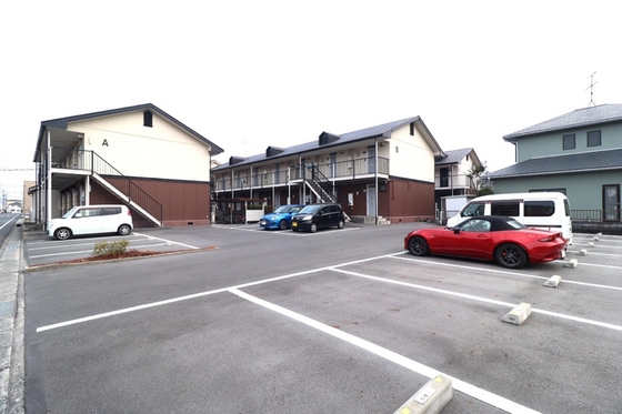 メゾンたちばな B棟