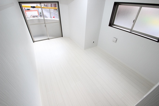 グランツ鶴見町平和大通り