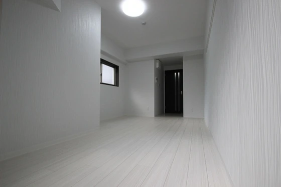 グランツ鶴見町平和大通り