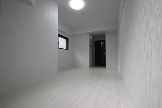 グランツ鶴見町平和大通り