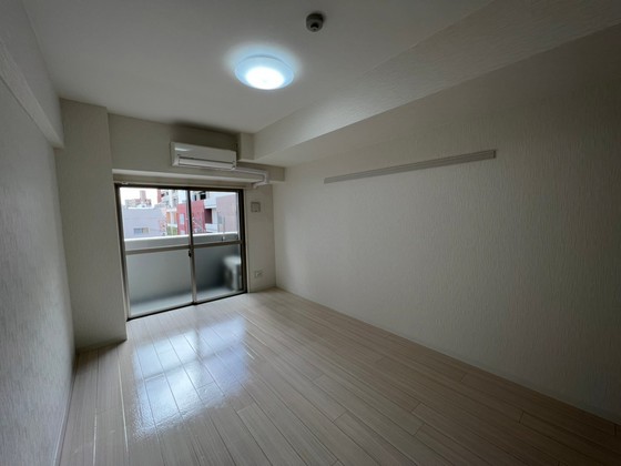 グランツ鶴見町平和大通り