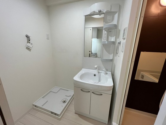 グランツ鶴見町平和大通り