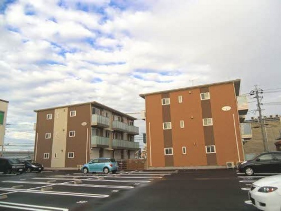 ラフェステート A棟