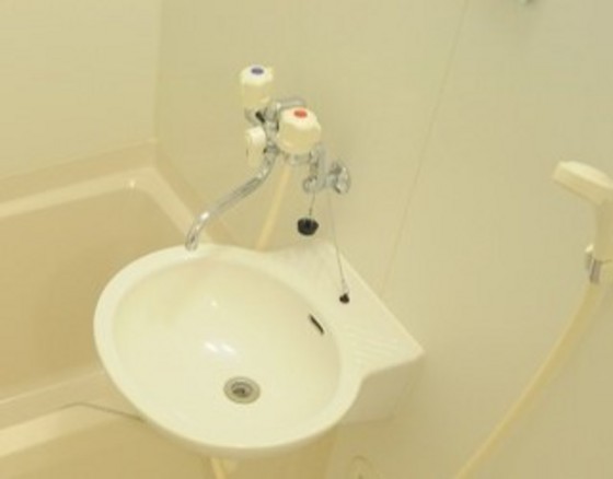 レオパレス光ヒルズ