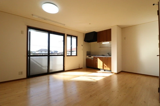 スゥイートガーデン国富 西棟