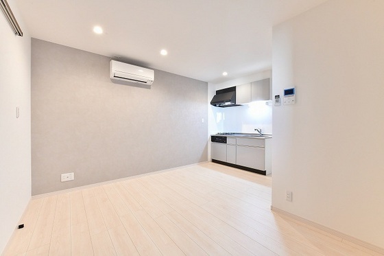 REGALEST CARAT(レガリストカラット)