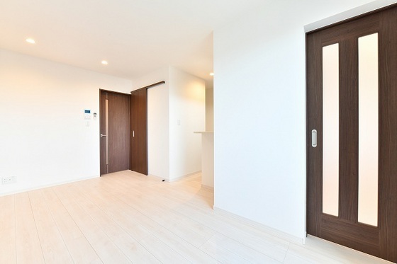 REGALEST CARAT(レガリストカラット)