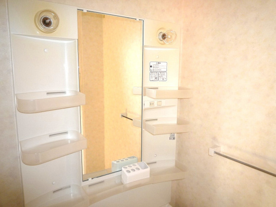 LAB La CORE 丸の内