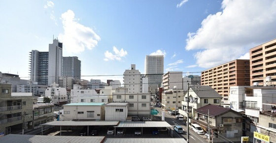 モダン ラ・トゥール柳町