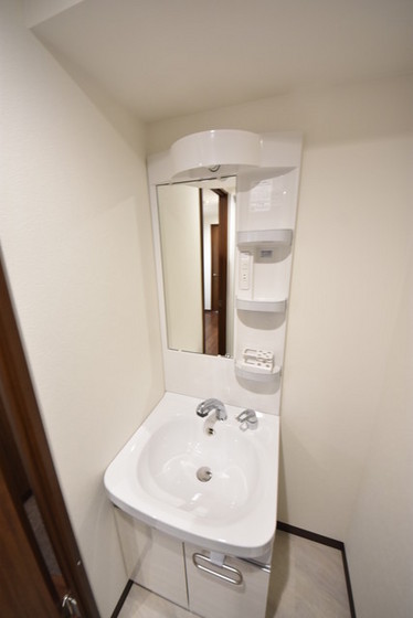 モダン ラ・トゥール柳町