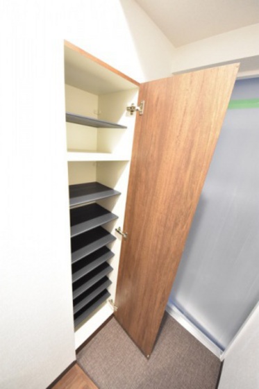 モダン ラ・トゥール柳町