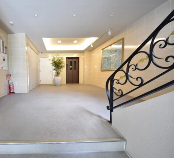 ハアラン内山下