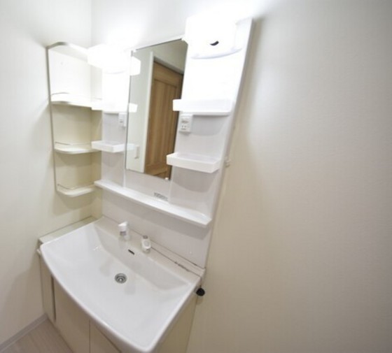 ハアラン内山下