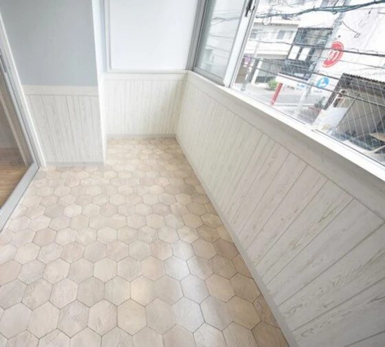 ハアラン内山下