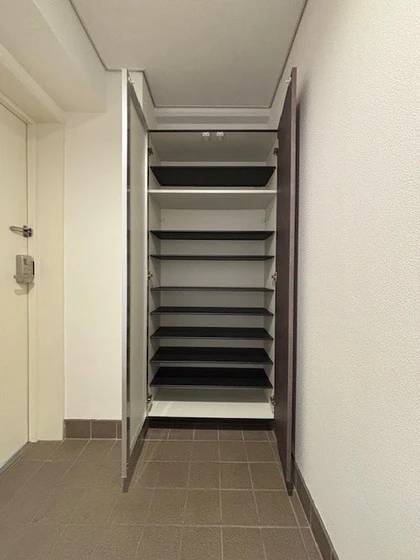 ハアラン内山下