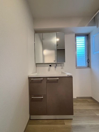 ハアラン内山下