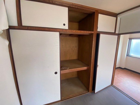 グレージュビル