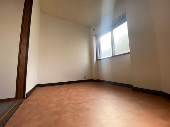 グレージュビル