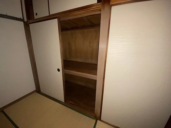 グレージュビル