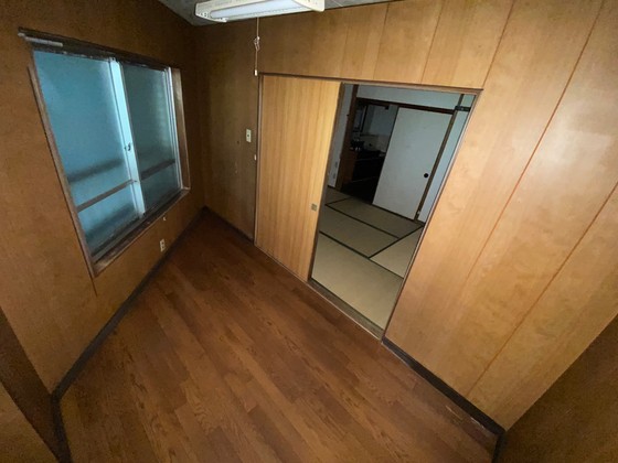 グレージュビル