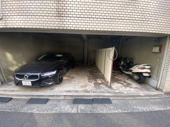 グレージュビル