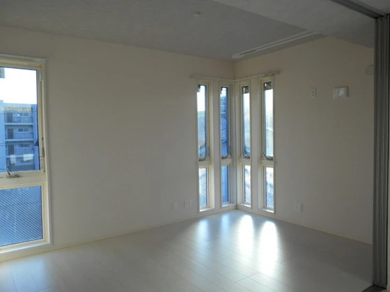 コリーヌ宮の町