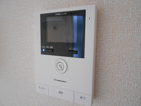 セシールカニハラ