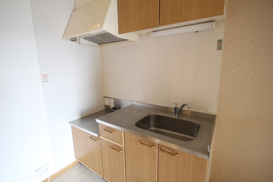 アワーズ新保 A