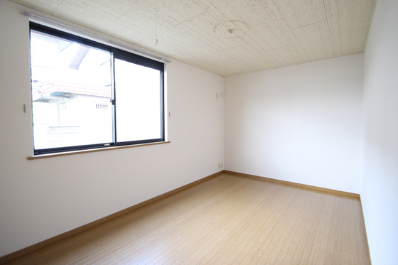 アワーズ新保 A